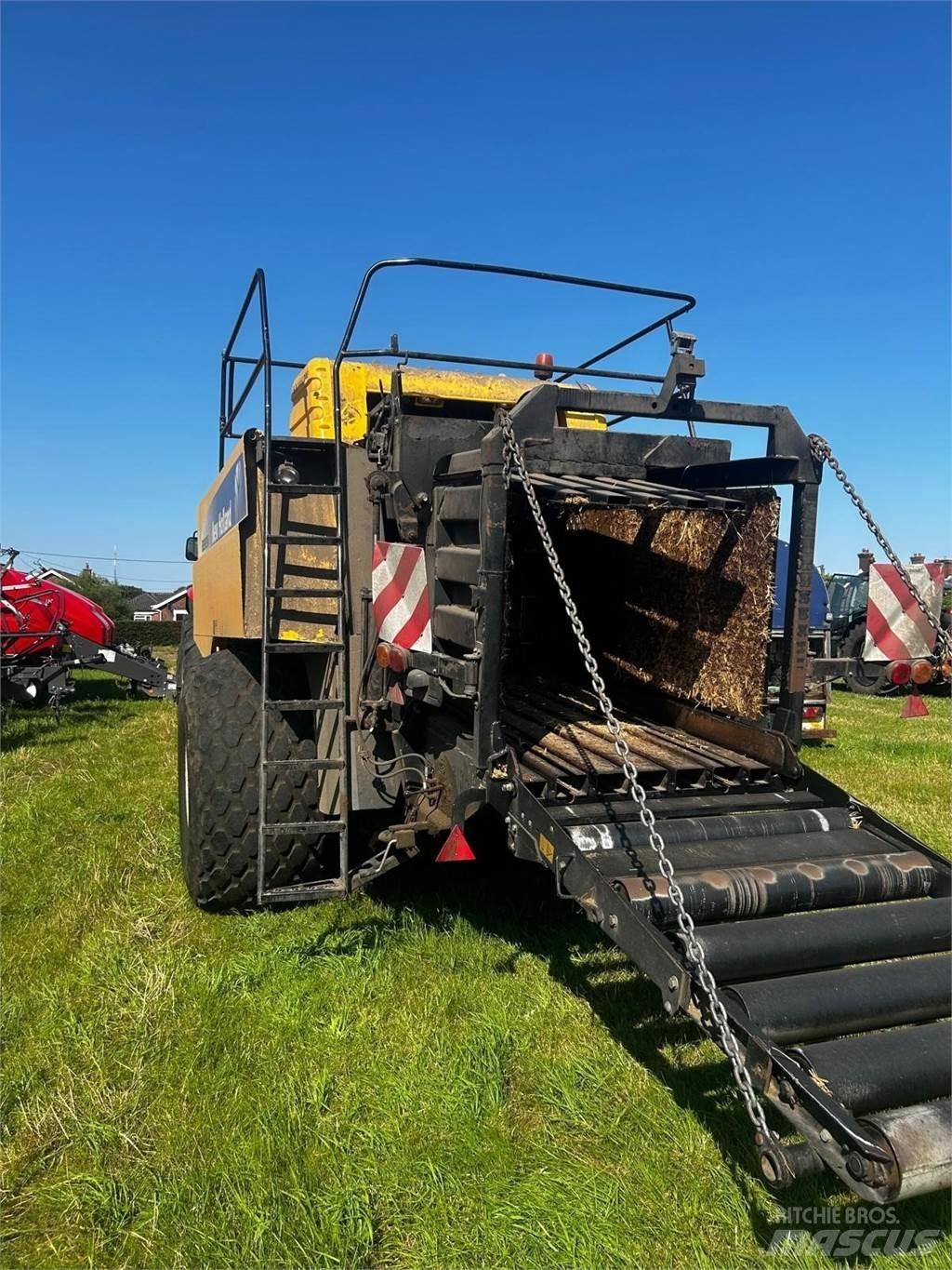 New Holland BB9090 Square balers