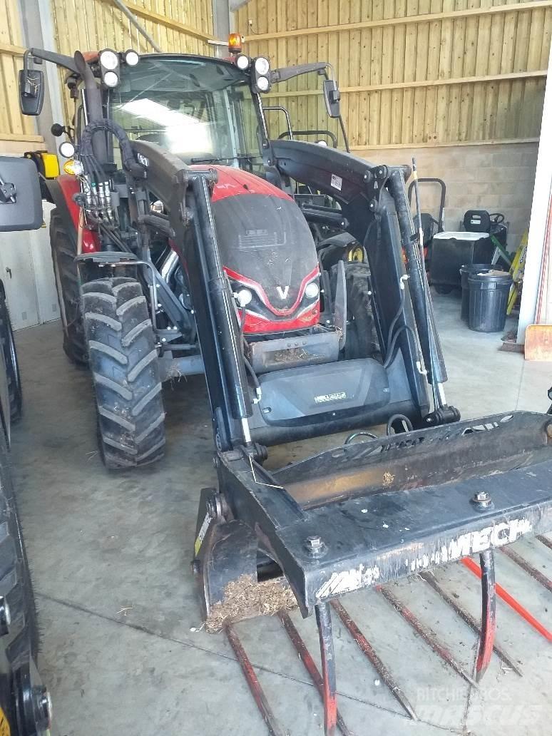 Valtra A115MH4 Tractors