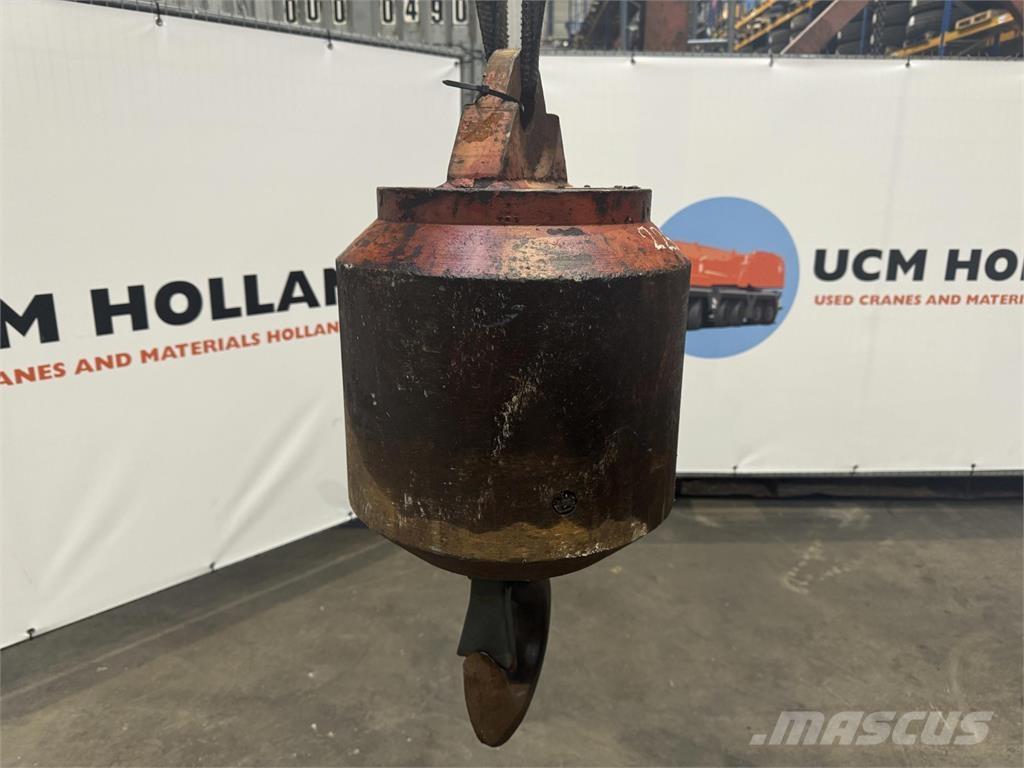  Hookball 7.2 ton Crane parts and equipment