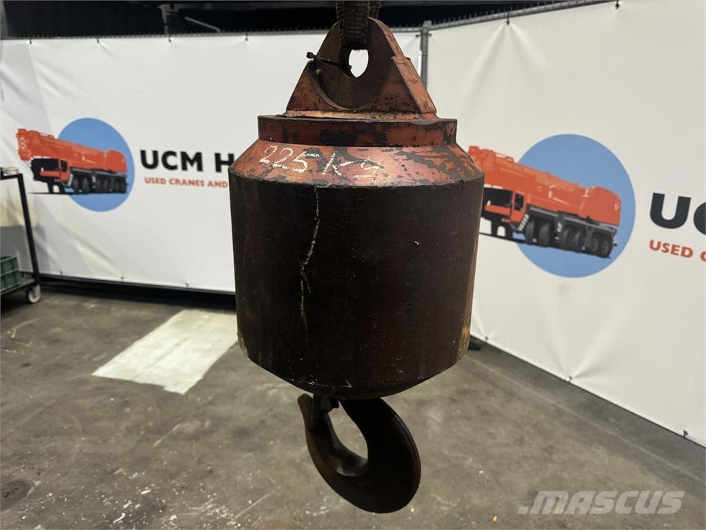  Hookball 7.2 ton Crane parts and equipment