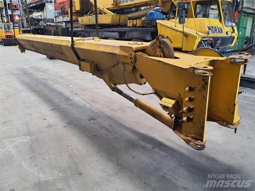 Krupp KMK 3050 jib Crane parts and equipment