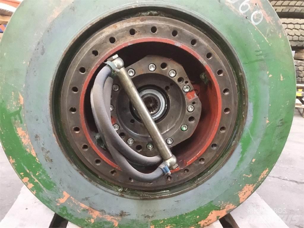 Krupp KMK 4060 winch Crane parts and equipment