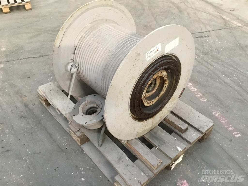 Krupp KMK 4060 winch Crane parts and equipment