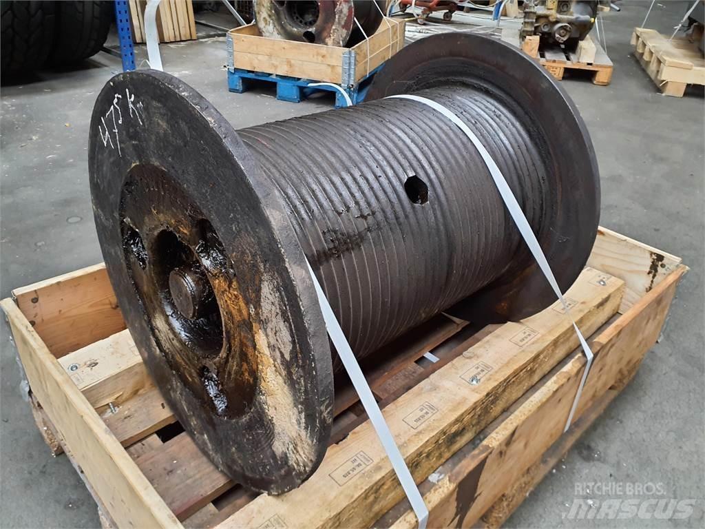 Krupp KMK 4070 winch Crane parts and equipment