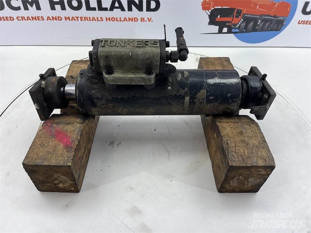 P&H S35 Cilinder Crane parts and equipment