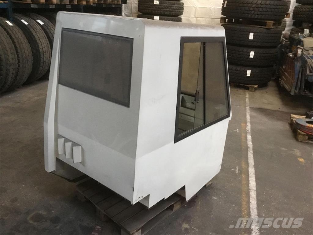 PPM lower cabin Cabins and interior
