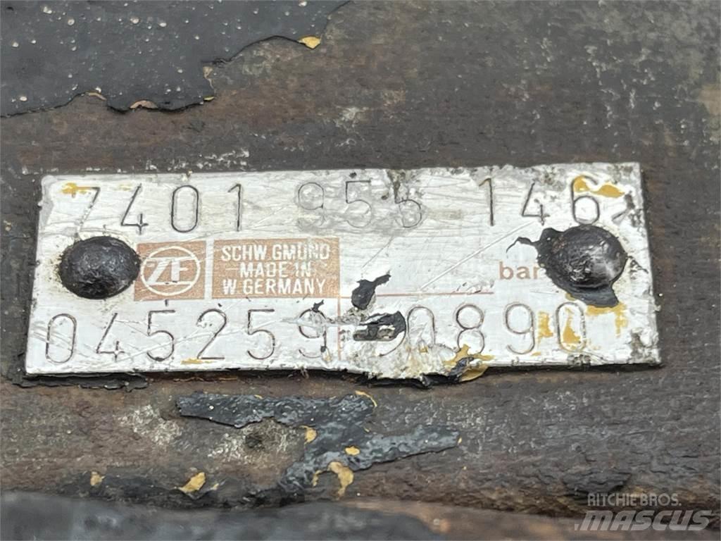  Steering box Crane parts and equipment