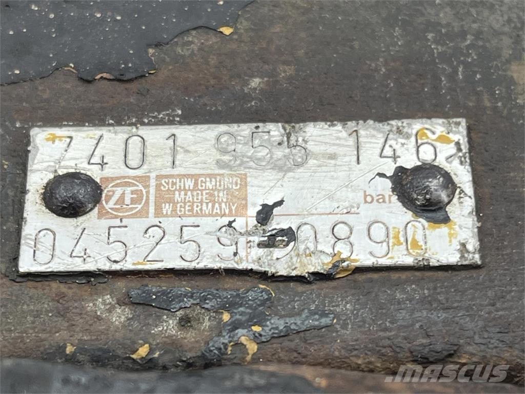  Steering box Crane parts and equipment