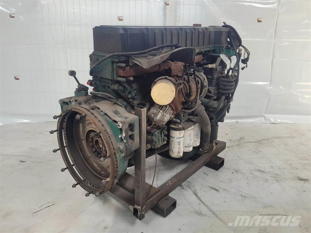 Volvo D12 Engines