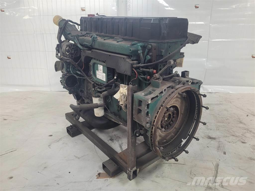 Volvo D12 Engines
