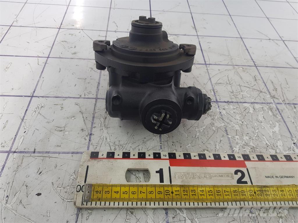 ZF steering pump Crane parts and equipment