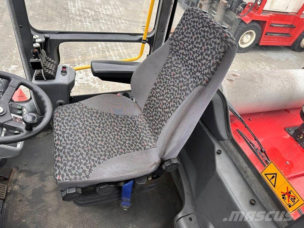 Kalmar DCD250-12LB Diesel trucks