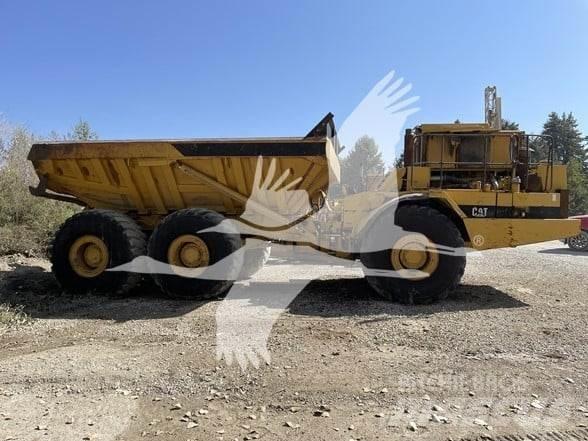 CAT D400D Articulated Haulers