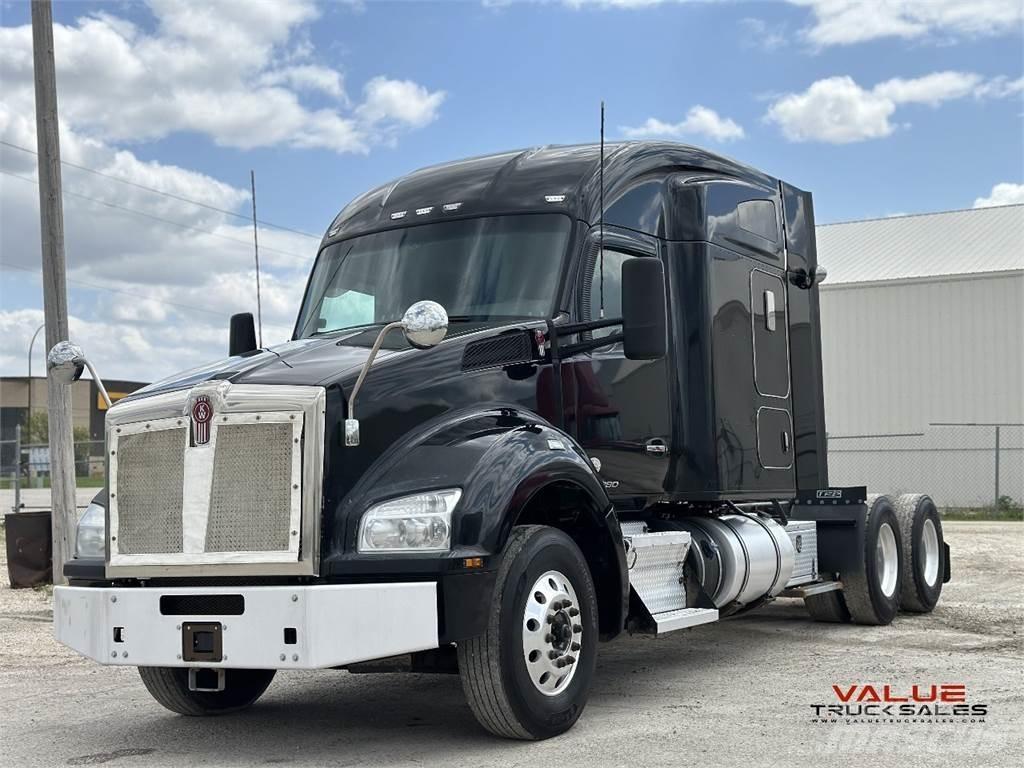 Kenworth T880 Prime Movers