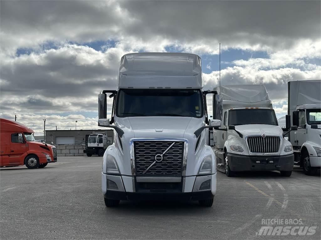 Volvo VNL760 Prime Movers
