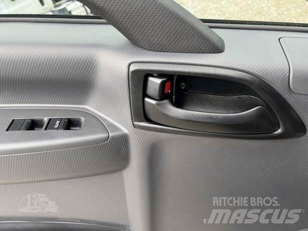 Isuzu NRR Other