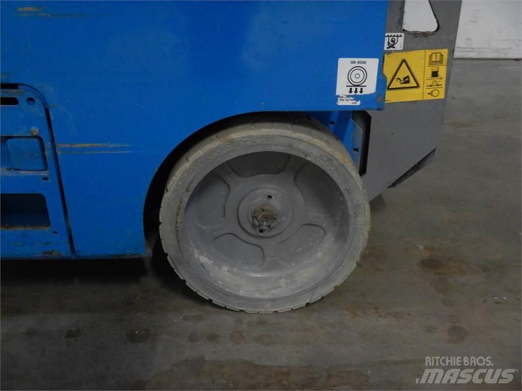 Genie GS2032 Scissor lifts