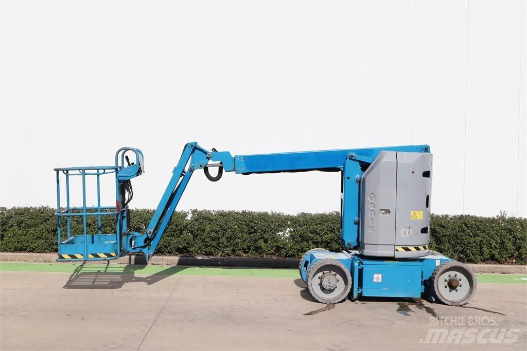 Genie Z30-20N Articulated boom lifts
