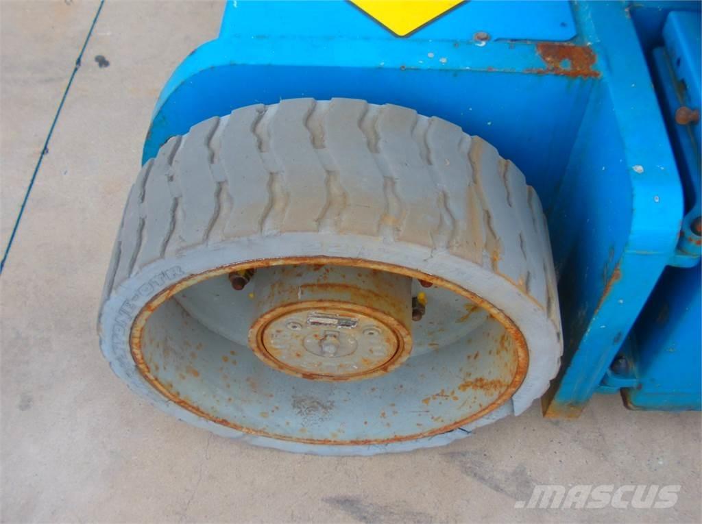 Genie Z30-20N Articulated boom lifts
