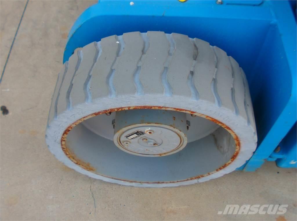 Genie Z30-20NRJ Articulated boom lifts