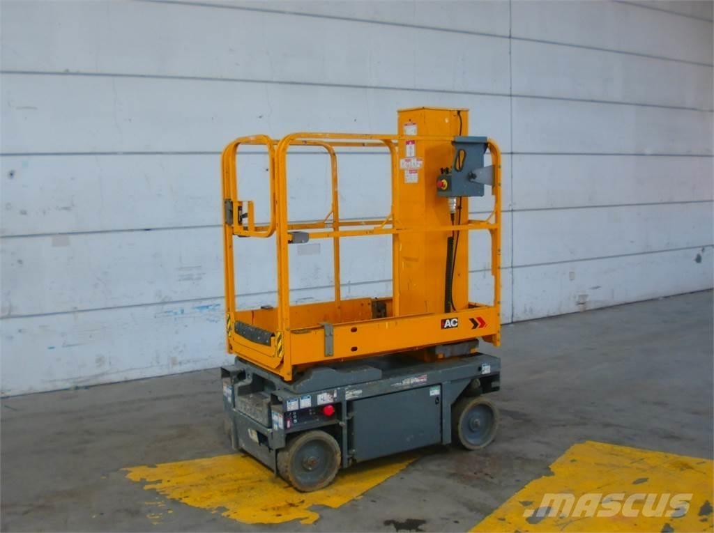Haulotte STAR8S Used Personnel lifts and access elevators