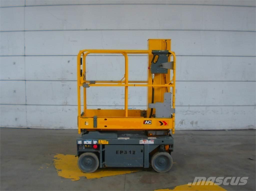 Haulotte STAR8S Used Personnel lifts and access elevators