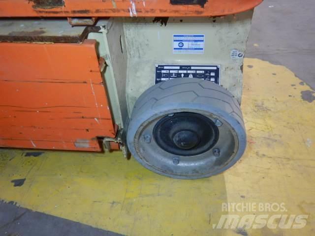 JLG 1230ES Used Personnel lifts and access elevators