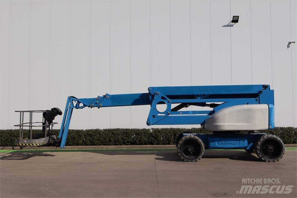 Niftylift HR28 Articulated boom lifts