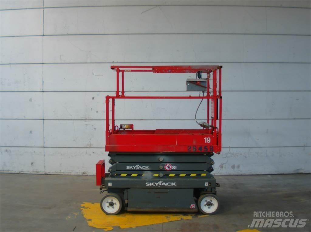 SkyJack SJ3219 Scissor lifts