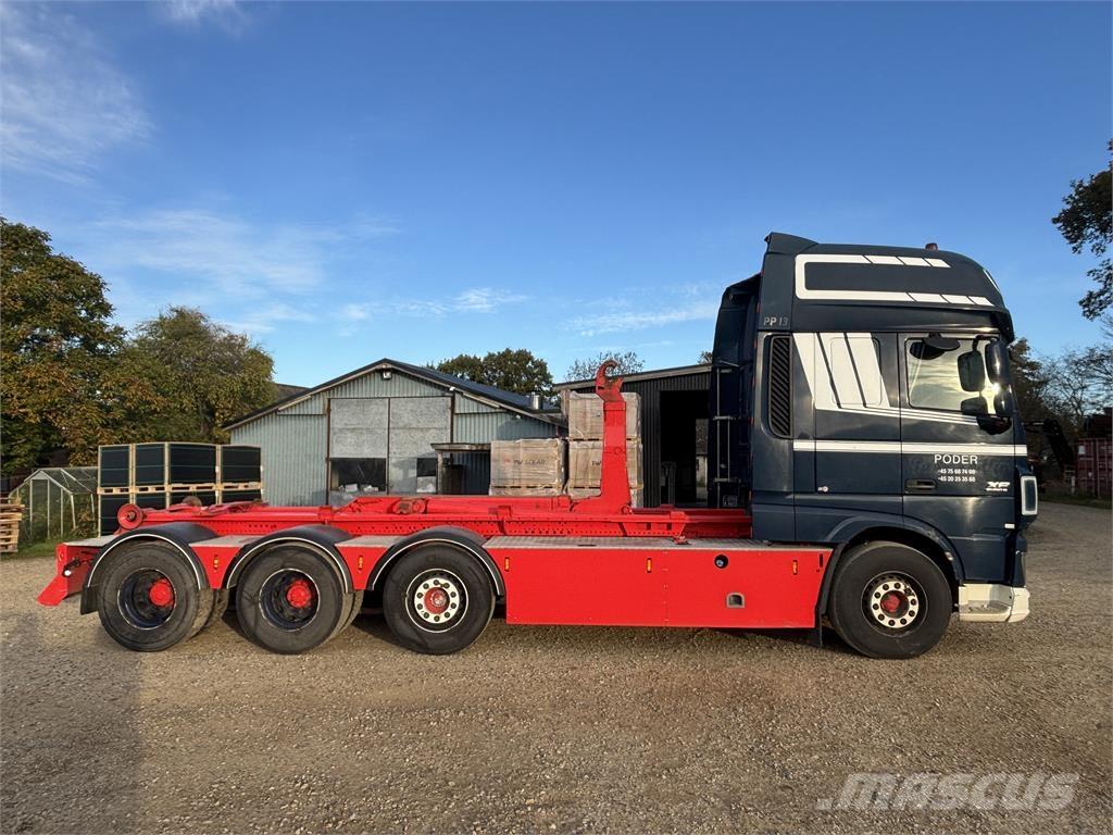 DAF XF 510 FAK 8X2 Hook lift trucks