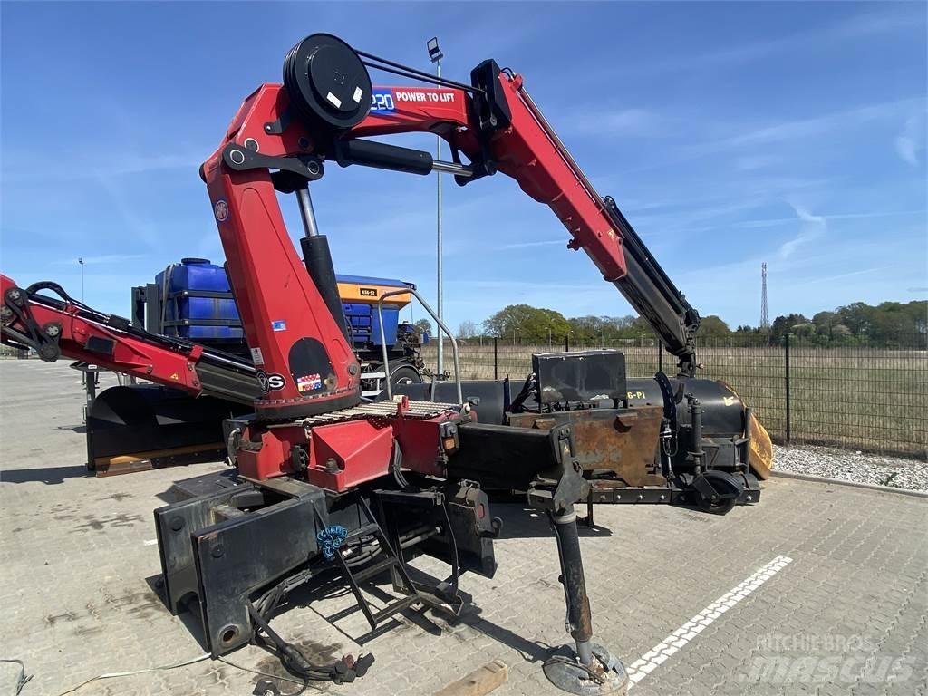 Volvo FM 8x4 500 Truck mounted cranes