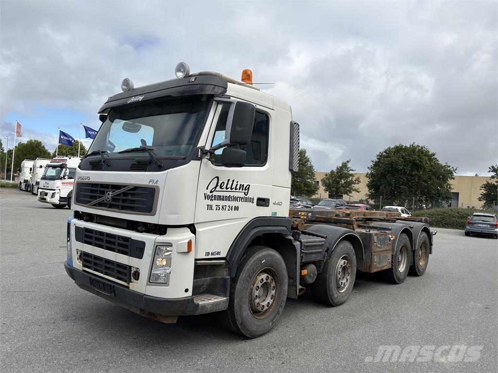 Volvo FM440 Demountable trucks