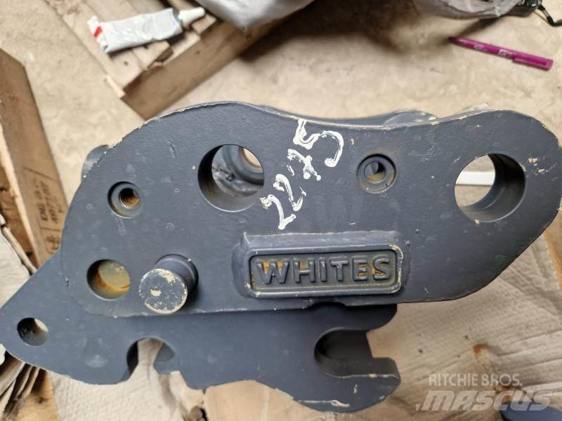 Kubota U27 Quick connectors