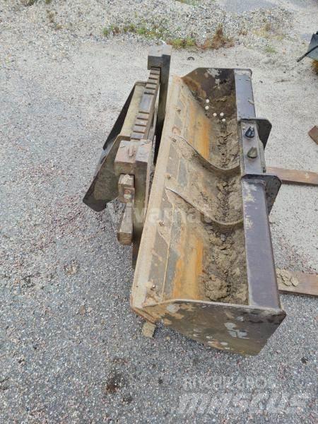 Mecalac 12MTX Buckets