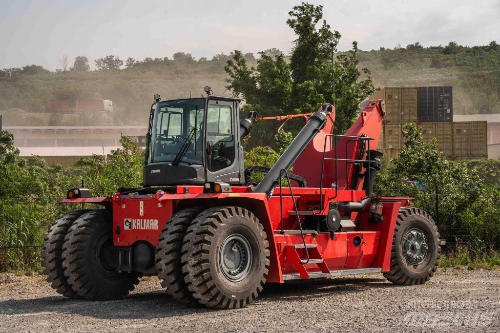 Kalmar DRG450-60S5 Reach stackers