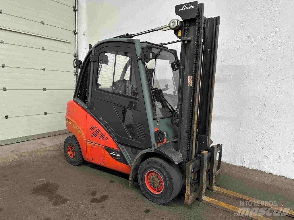 Linde H 30 T-02 EVO LPG trucks