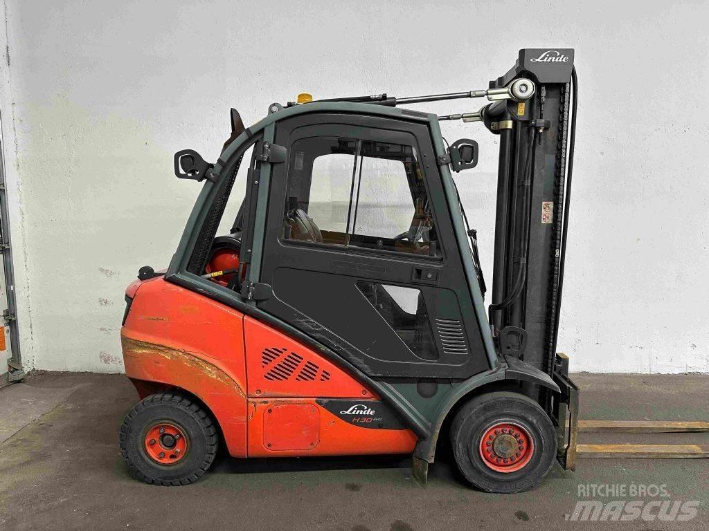Linde H 30 T-02 EVO LPG trucks