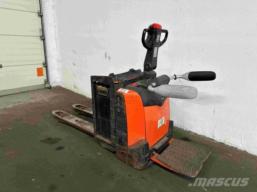 Toyota LPE 200 Low lifter