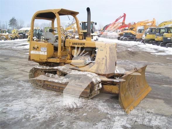 Dresser TD7H Crawler dozers