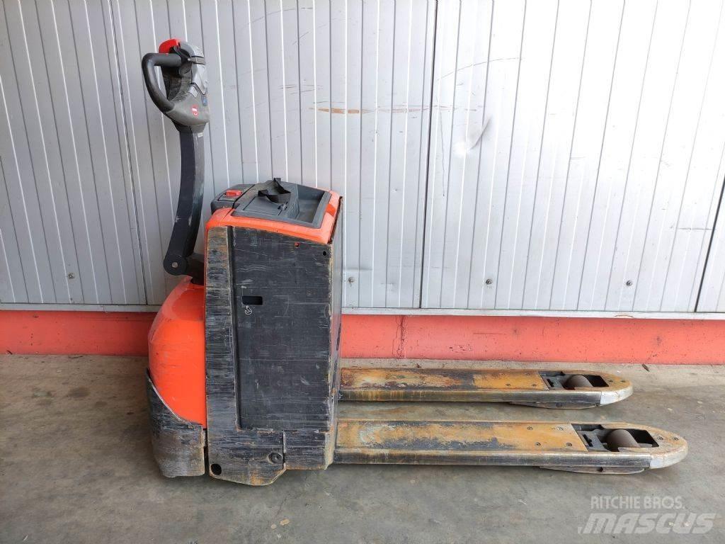 BT LWE200 Low lifter