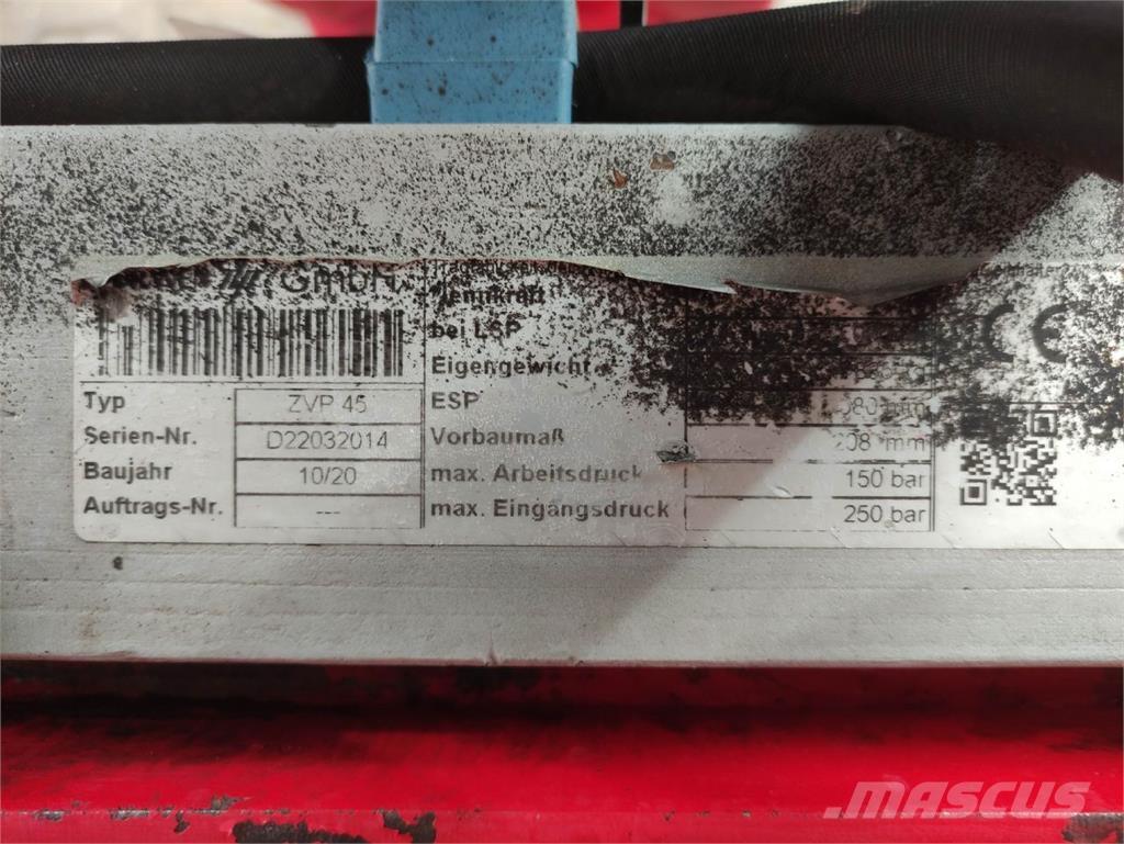 Durwen ZVP45 Bale clamps