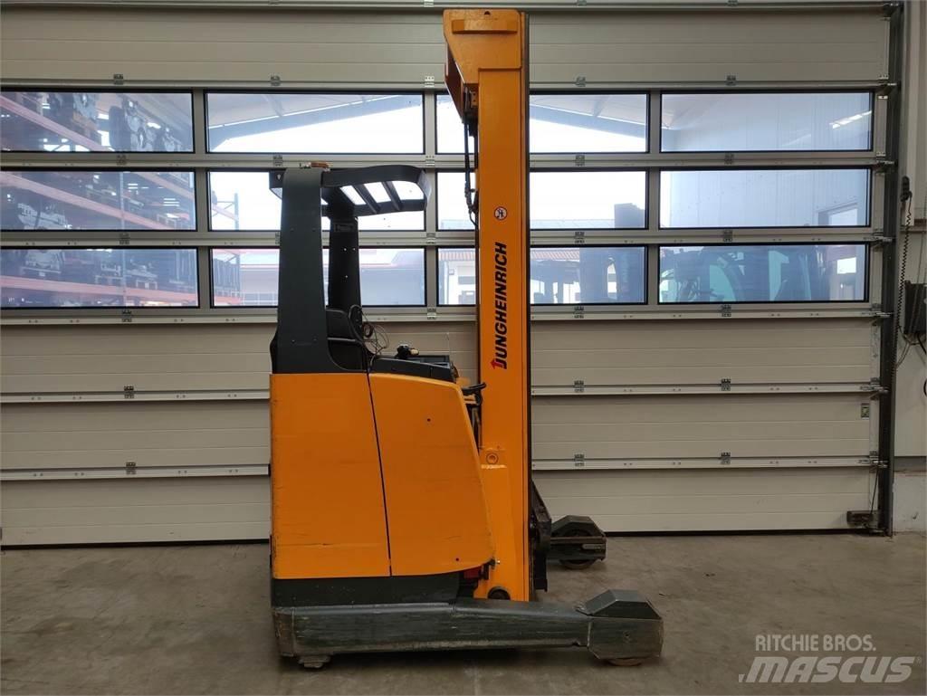 Jungheinrich ETV 214 Reach truck
