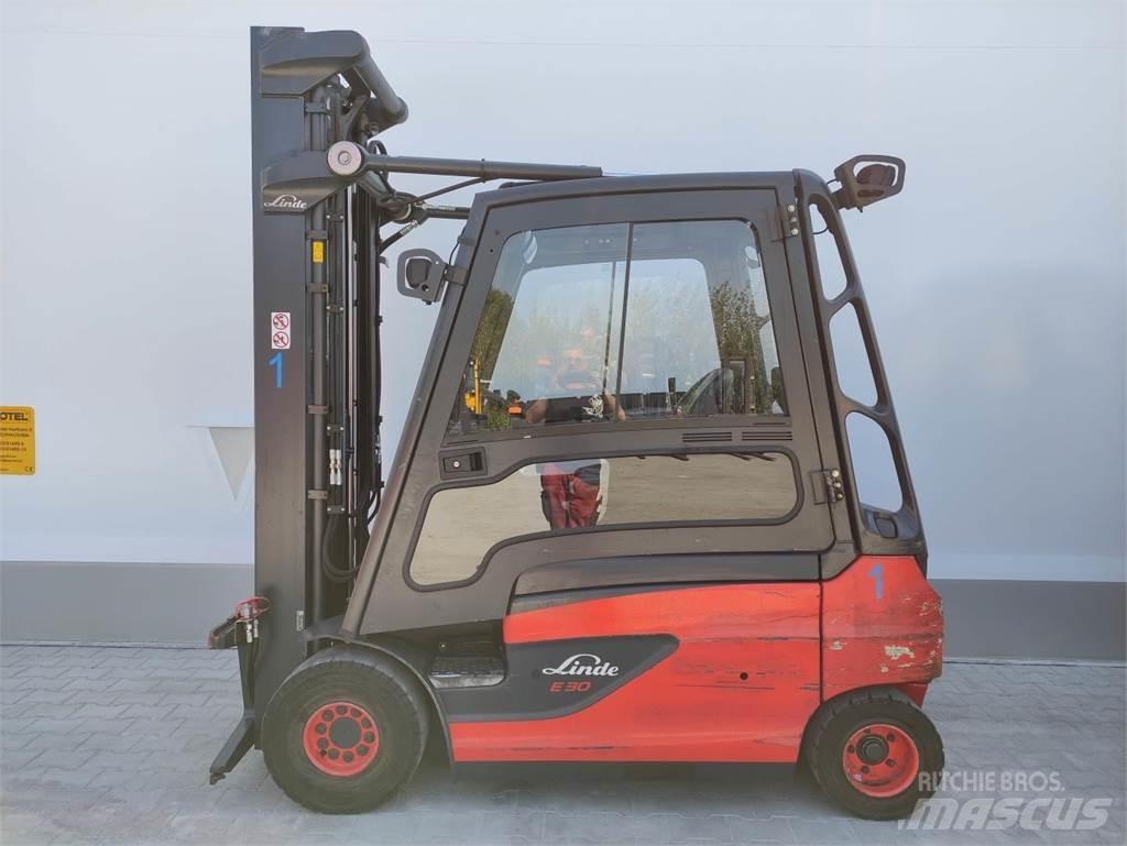 Linde E30L-01-387 Electric forklift trucks
