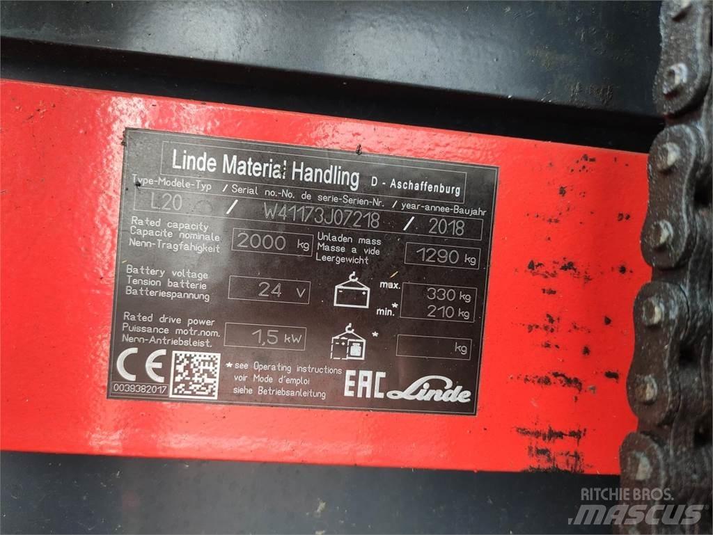 Linde L20i-1173 Pedestrian stacker