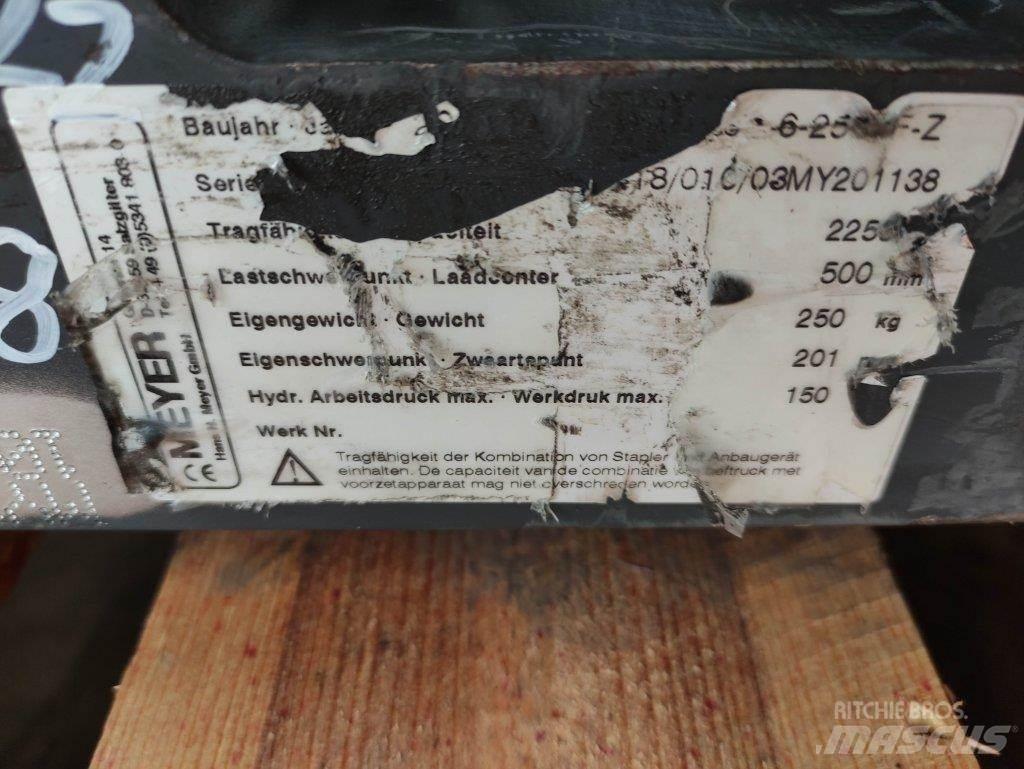 Meyer 6-2504F-Z Others