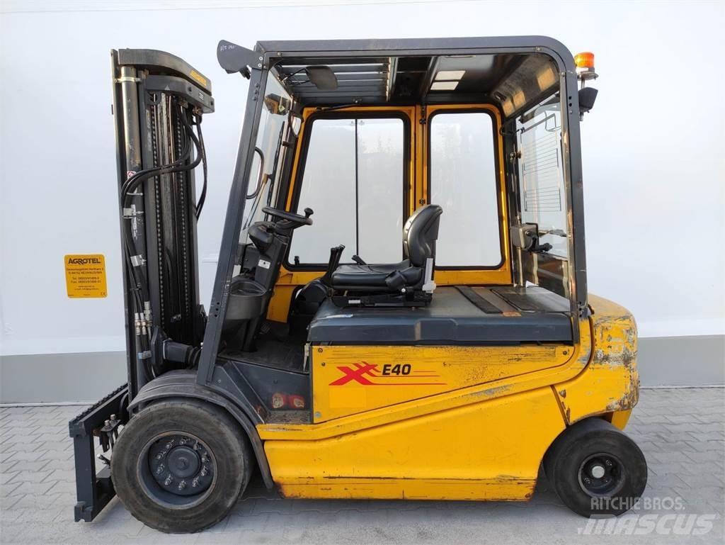 Om-Pimespo XE40 Electric forklift trucks
