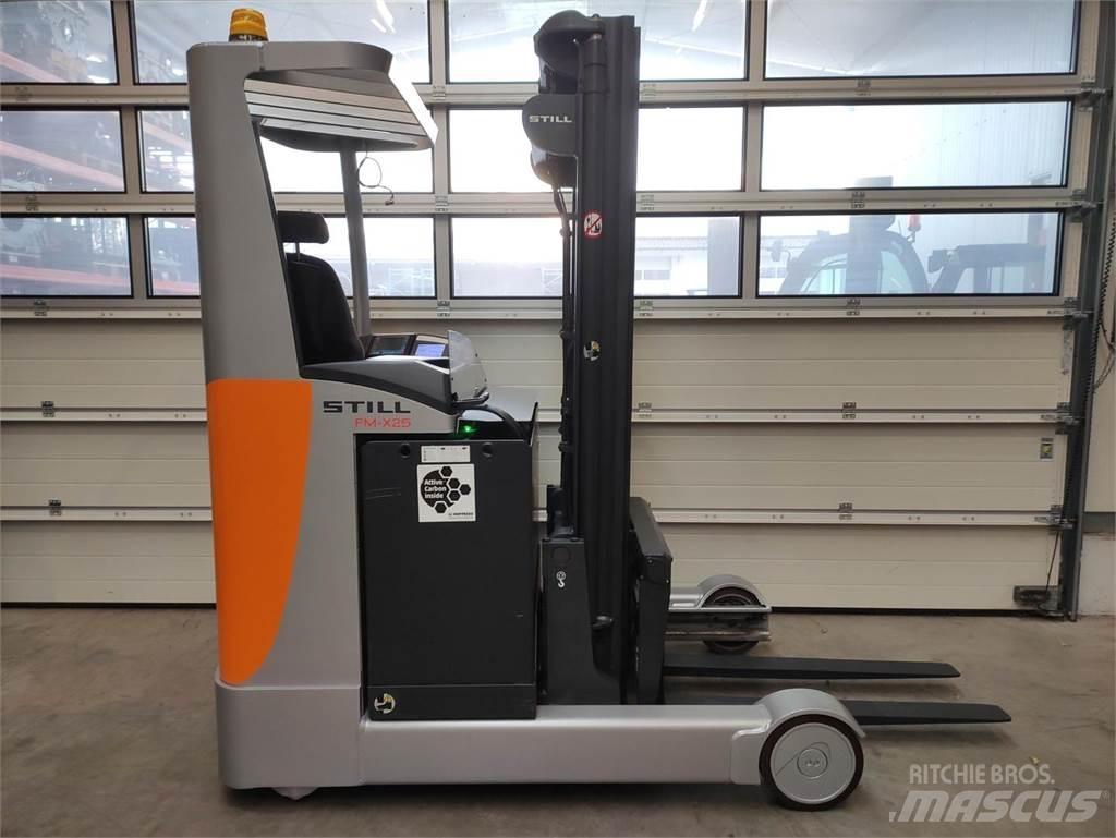 Still FM-X-25 (LACK NEU) Reach truck