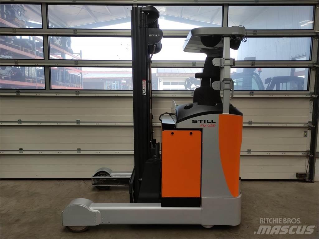 Still FM-X-25 (LACK NEU) Reach truck