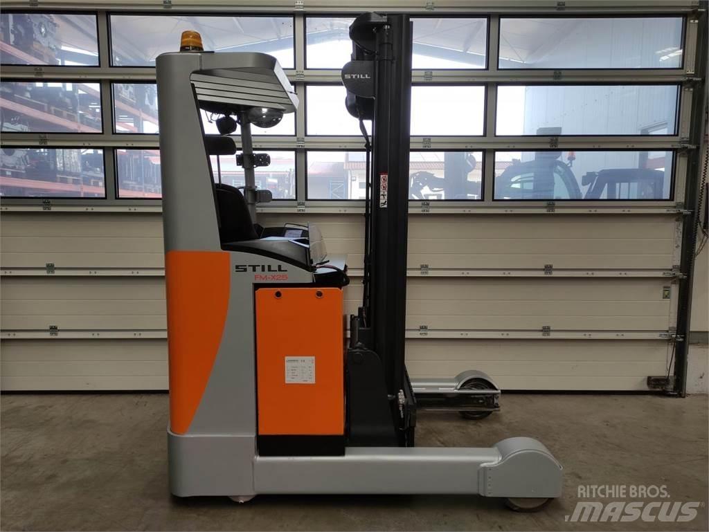 Still FM-X-25 (LACK NEU) Reach truck