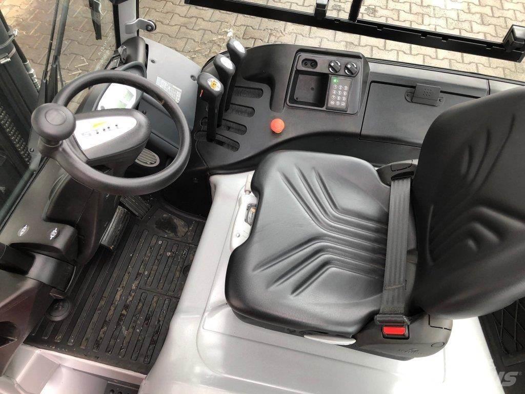 Still RX60-30 Electric forklift trucks